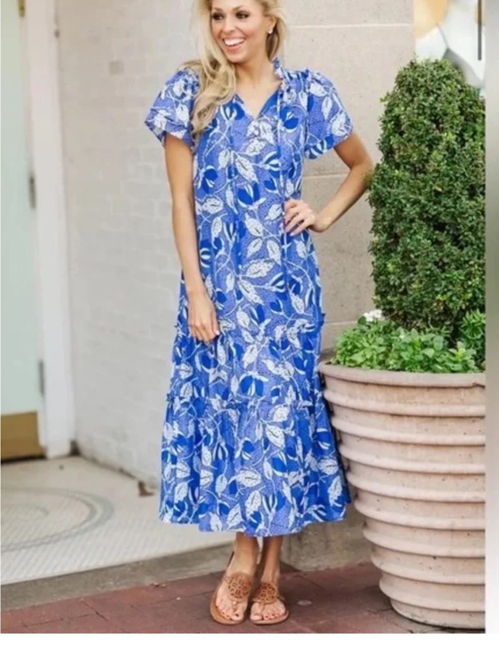 J. Marie Blue Floral Short-Sleeve Maxi Dress with V-Neck XS/S